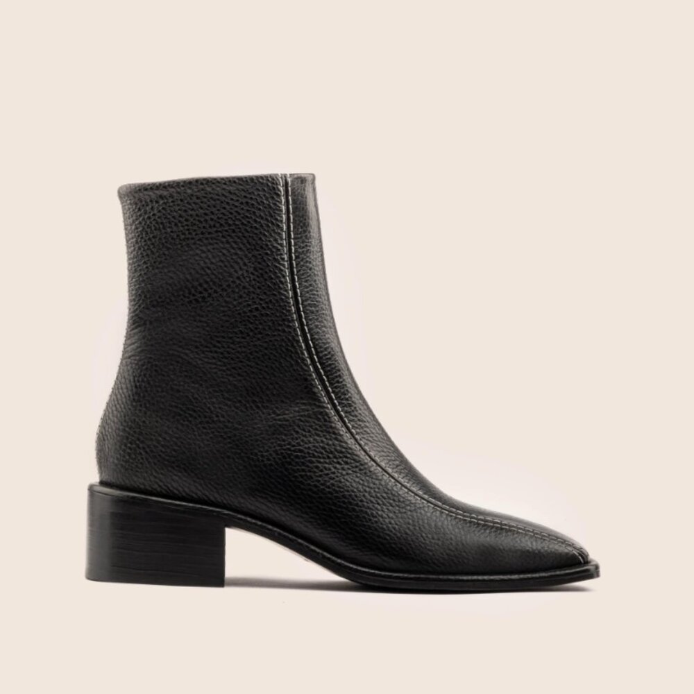 Sevilla Onyx Boot Heeled Boot